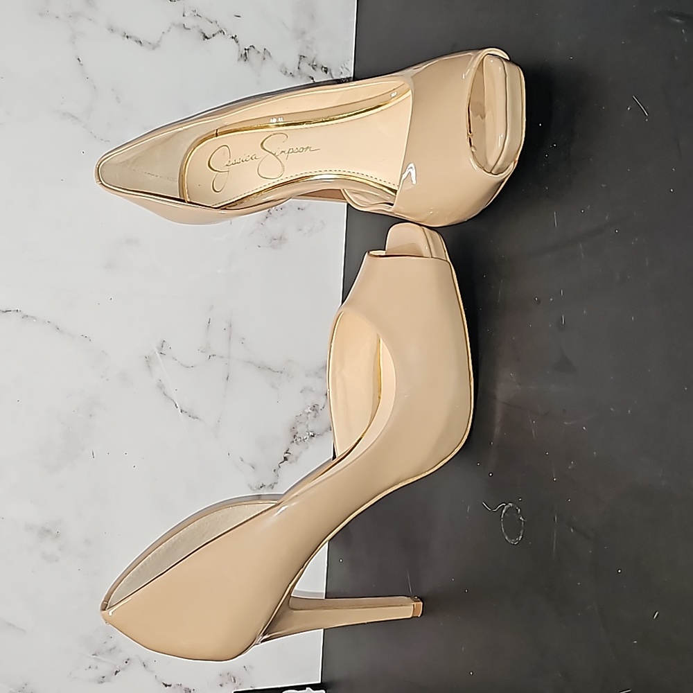 Jessica Simpson Nude Peep Toe Heels